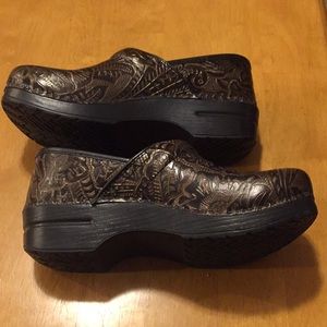 Dansko leather shoes Euro size 40